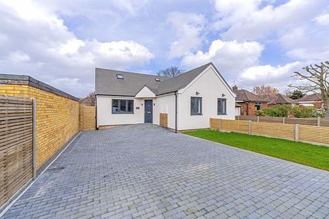 3 bedroom semi-detached bungalow for sale, Hazel Way, Fetcham