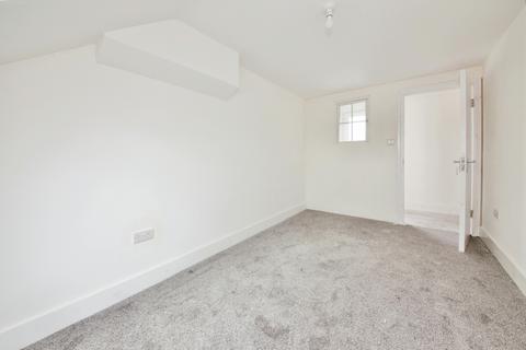 2 bedroom flat to rent, Belgrave Road