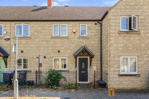 2 bedroom terraced house to rent, Campion Way, Witney