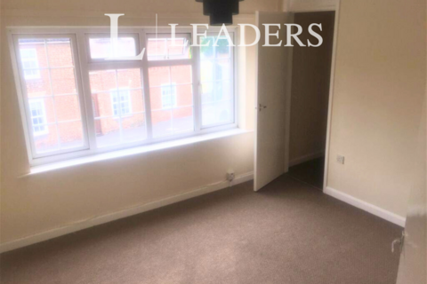 2 bedroom flat to rent, High Street, Gosberton