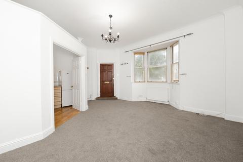 2 bedroom flat to rent, Windmill Road, TW8