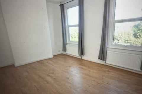 4 bedroom property to rent, Bellenden Road, London SE15