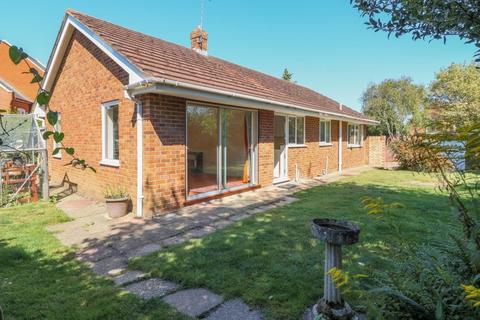 2 bedroom detached bungalow for sale, Stuppington Lane, Canterbury CT1