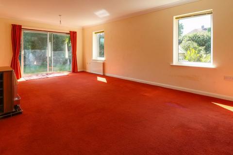 2 bedroom detached bungalow for sale, Stuppington Lane, Canterbury CT1