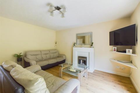 3 bedroom townhouse for sale, Spray Close, Nottingham NG4