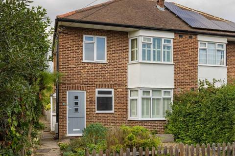 20a Heatham Park, Twickenham, TW2 7SF
