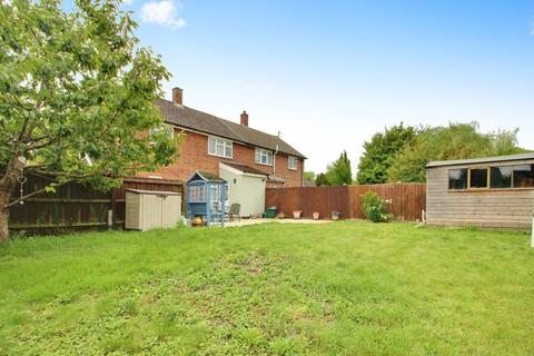 3 bedroom semi-detached house for sale, Chestnut Close, Cambridge CB23