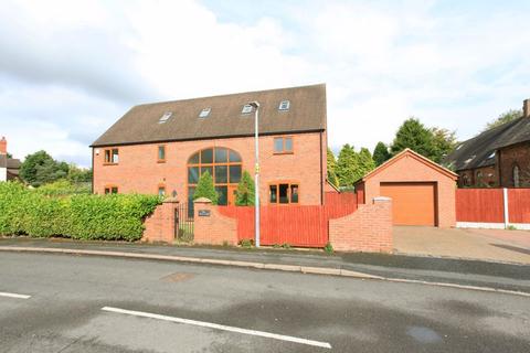 5 bedroom detached house to rent, Park Lane, Old Park, Telford