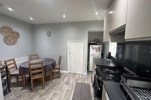 1 Radcliffe Way, Northolt, UB5 6HQ
