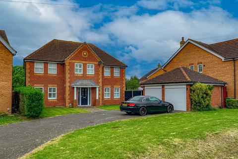 5 bedroom detached house for sale, The Drive, Mayland, Chelmsford