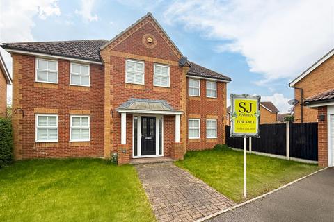 16 Bakersfield, Mayland, Chelmsford, CM3 6GT