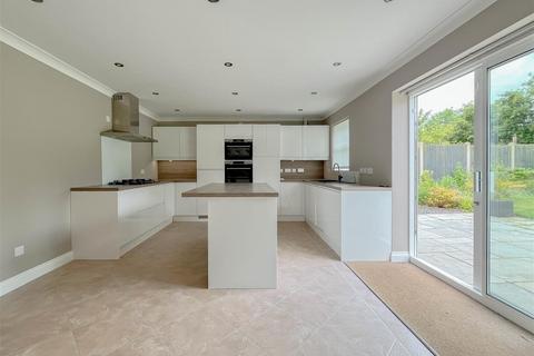 16 Bakersfield, Mayland, Chelmsford, CM3 6GT