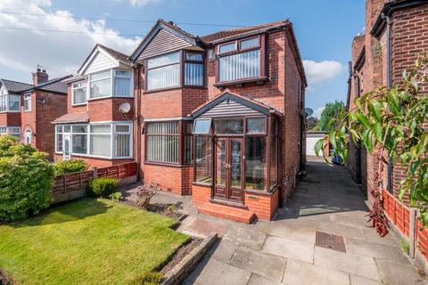 3 bedroom semi-detached house for sale, Haslemere Road, Flixton, Manchester, M41