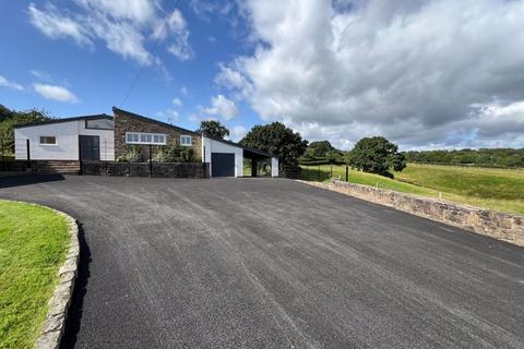 3 bedroom detached house to rent, Woodend Bungalow, Strines Road, Disley, SK6 7GY.