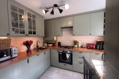 2 bedroom cottage for sale, Park Road, Tring