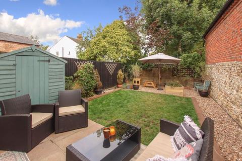 2 bedroom cottage for sale, Park Road, Tring