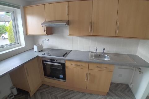 1 bedroom apartment to rent, Drew Crescent, Kenilworth