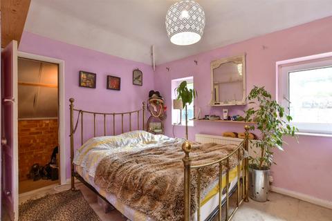 96 Denton Drive, Brighton, BN1 8DL