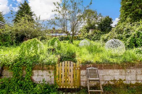 96 Denton Drive, Brighton, BN1 8DL