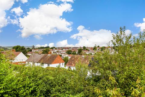 96 Denton Drive, Brighton, BN1 8DL