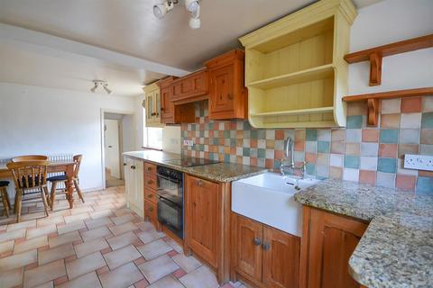 3 bedroom end of terrace house for sale, Chapel Lane, Oxton, Southwell