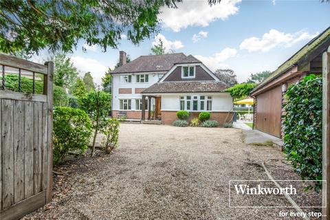 4 bedroom detached house for sale, Carroll Avenue, Dorset BH22