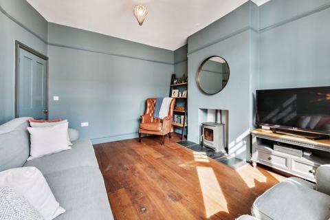 52 Albany Road, New Malden, KT3 3NY