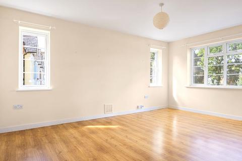 2 bedroom flat for sale, Westbourne House, Richmond Road, Twickenham