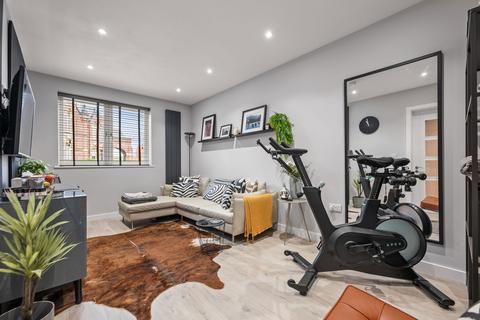 42 Barnes Way, Cheadle, SK8 2GH