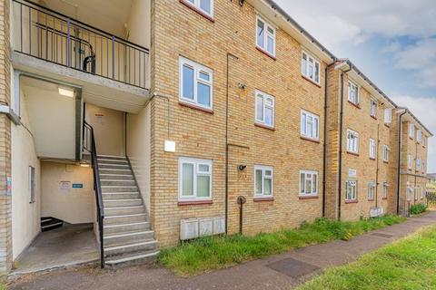 2 bedroom apartment for sale, Tottenhall Road, London, N13