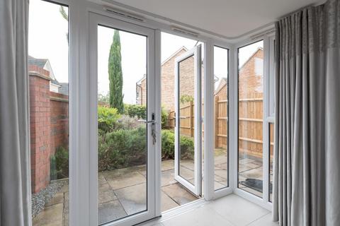13 Claudius Way, Fairfields, Milton Keynes, MK11 4AL