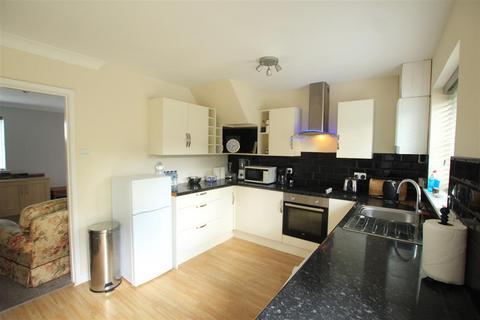 3 bedroom semi-detached house for sale, Skipton Close, Bamber Bridge, Preston