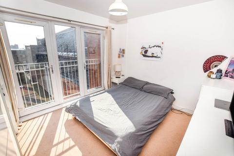 2 bedroom flat for sale, Ancroft Street, Hulme, Manchester, M15