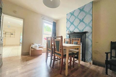 10 Deans Walk, Gloucester, GL1 2QP