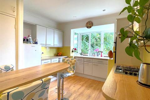 2 bedroom maisonette for sale, Albemarle Road, Beckenham, BR3