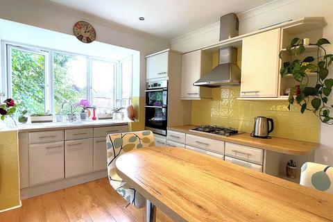 2 bedroom maisonette for sale, Albemarle Road, Beckenham, BR3