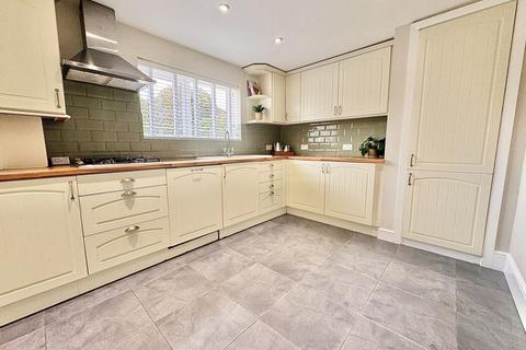 4 bedroom detached house for sale, Granville Road, Pokesdown, Bournemouth