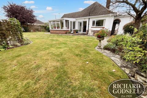 3 bedroom detached bungalow for sale, HIGHCLIFFE