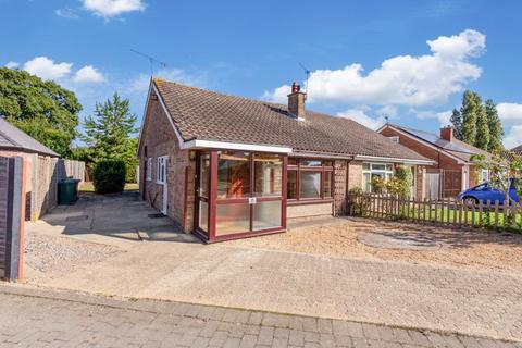 3 bedroom semi-detached house for sale, Eastfield Close, Southbourne