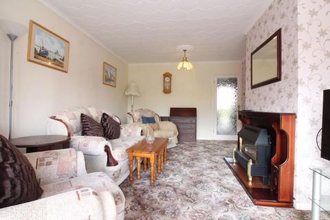 2 bedroom detached bungalow for sale, Middleway Avenue, Stourbridge DY8