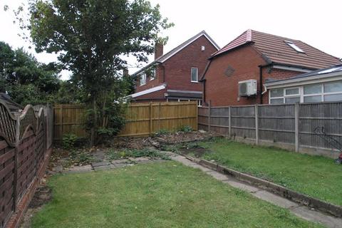 2 bedroom semi-detached bungalow for sale, Walton Close, Rowley Regis B65