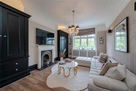 3 bedroom apartment for sale, Bedford Court Mansions, Bedford Avenue, Bloomsbury, London, WC1B