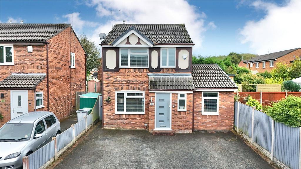 Butterton Avenue, Saughall Massie... 4 bed detached house for sale £