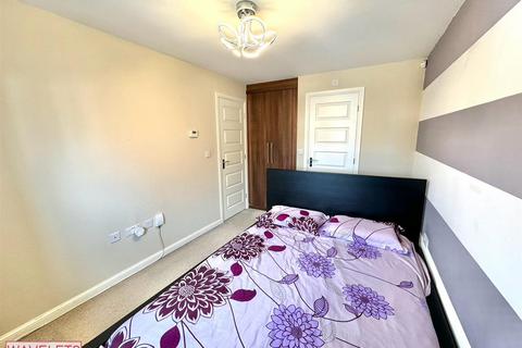 3 bedroom house to rent, Ashbourne Way, Rotherham S60