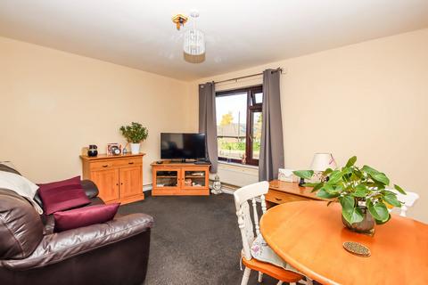 1 bedroom apartment for sale, Moorside Road, Urmston, Manchester, M41