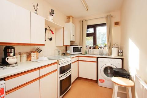 1 bedroom apartment for sale, Moorside Road, Urmston, Manchester, M41