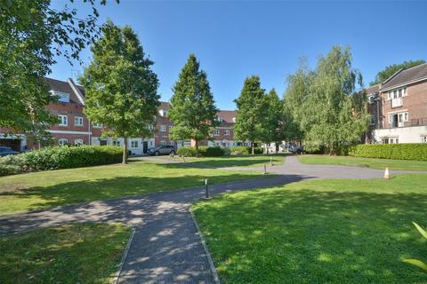 2 bedroom apartment for sale, Spiro Close, Pulborough, West Sussex, RH20