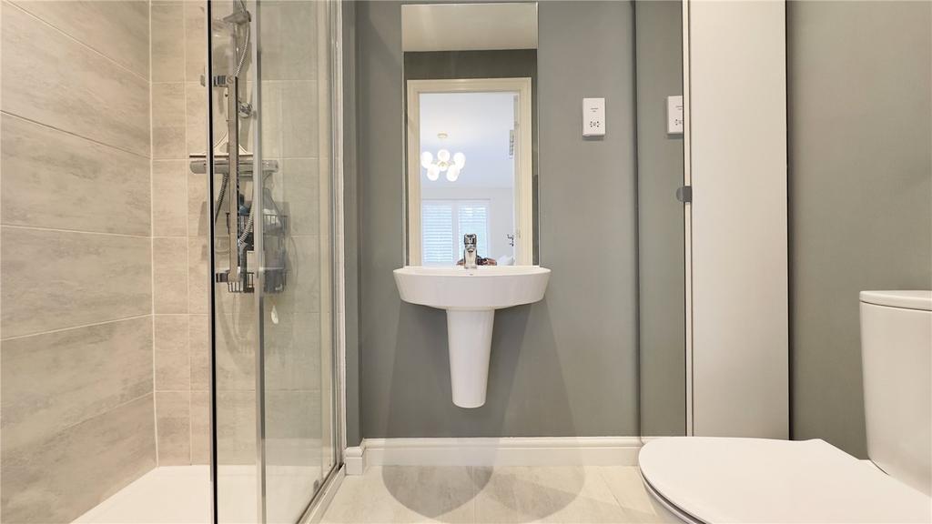 Ensuite