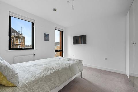25, Elizabeth Court Tryon Crescent, London, E9 7RY