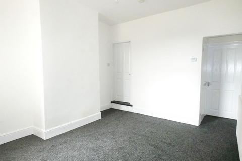 3 bedroom terraced house to rent, Boughey Street, Stoke-on-Trent, ST4 5RN